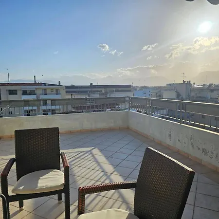 Apartment Penthouse At Town *